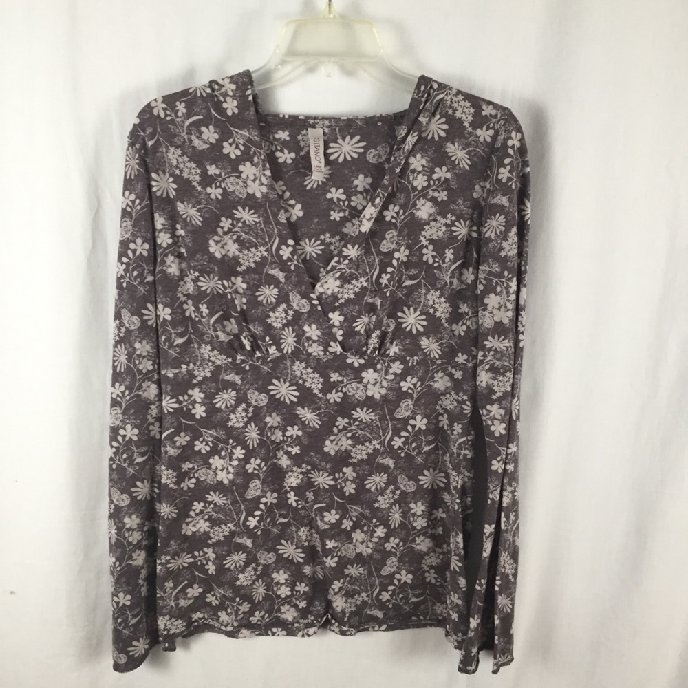 ☃️3 for $23 ☃️ Gitano Long Bell Sleeve Hooded T-Shirt